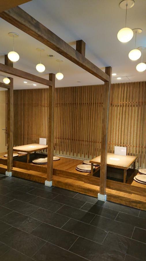 Ginza Bay Hotel cápsula 2*